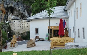 Outdoor dining - 4 bedroom amazing home in Vrhnika (Vrhnika)