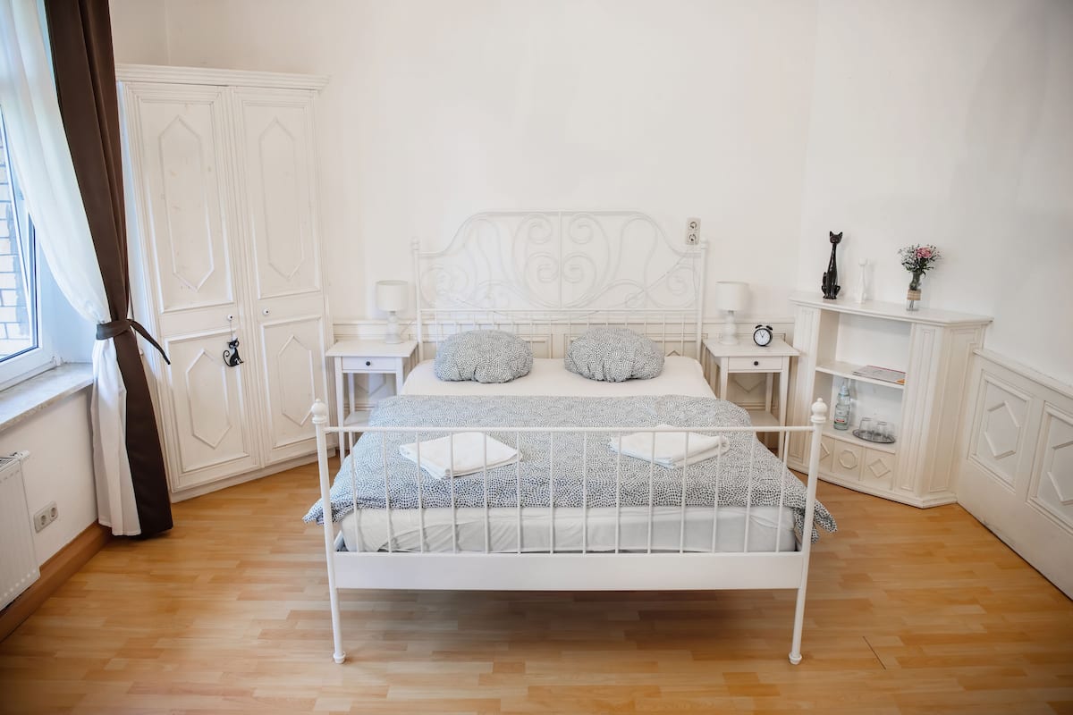Superior Double Room | Individually decorated, individually furnished, desk, blackout drapes