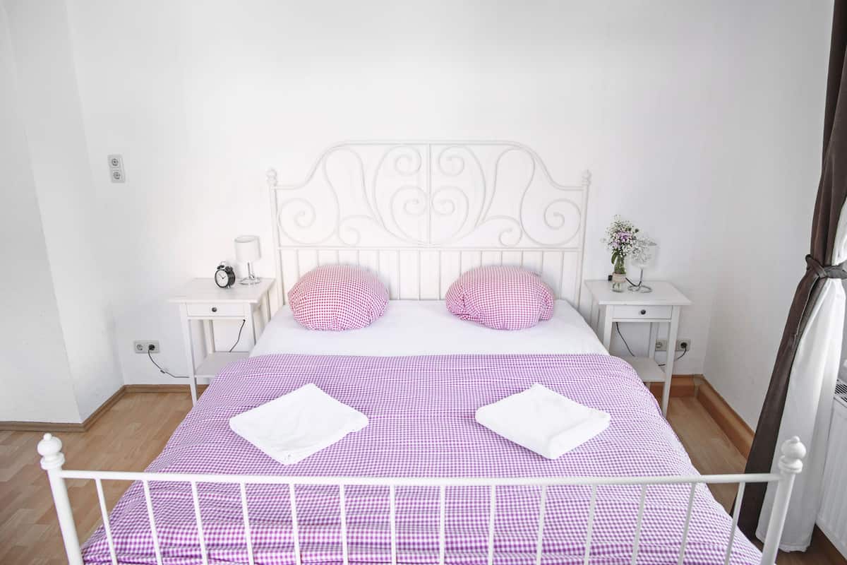 Standard Double Room | Individually decorated, individually furnished, desk, blackout drapes