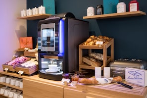Daily buffet breakfast (EUR 21 per person)