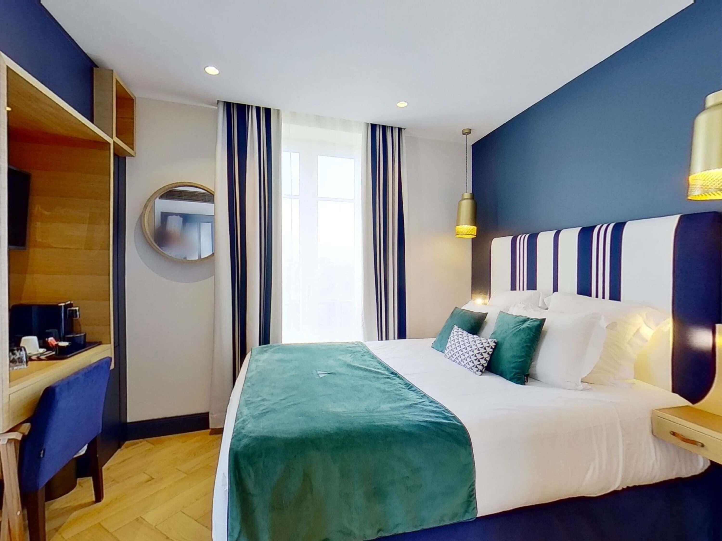 1 chambre, literie de qualité supérieure, matelas Tempur-Pedic, minibar