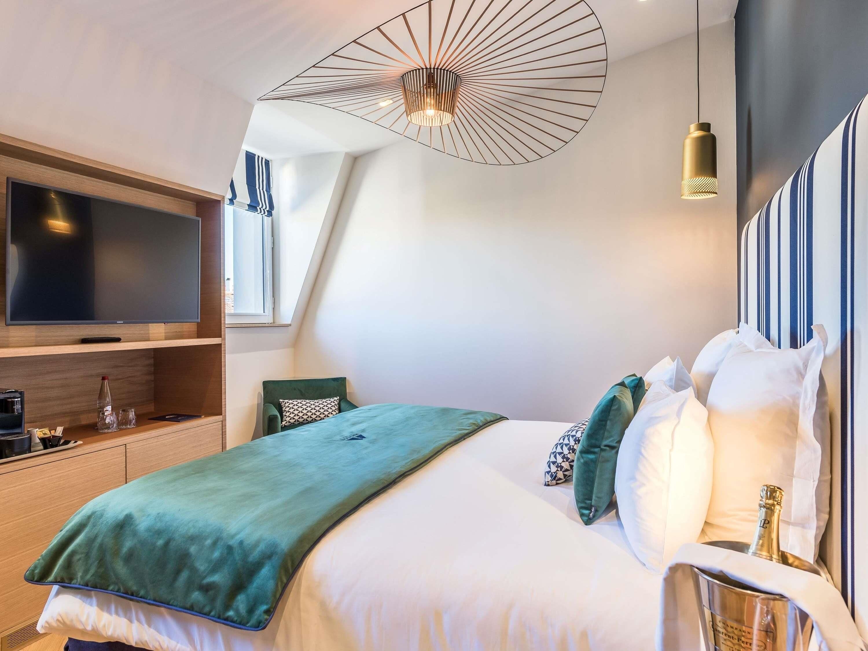 1 chambre, literie de qualité supérieure, matelas Tempur-Pedic, minibar