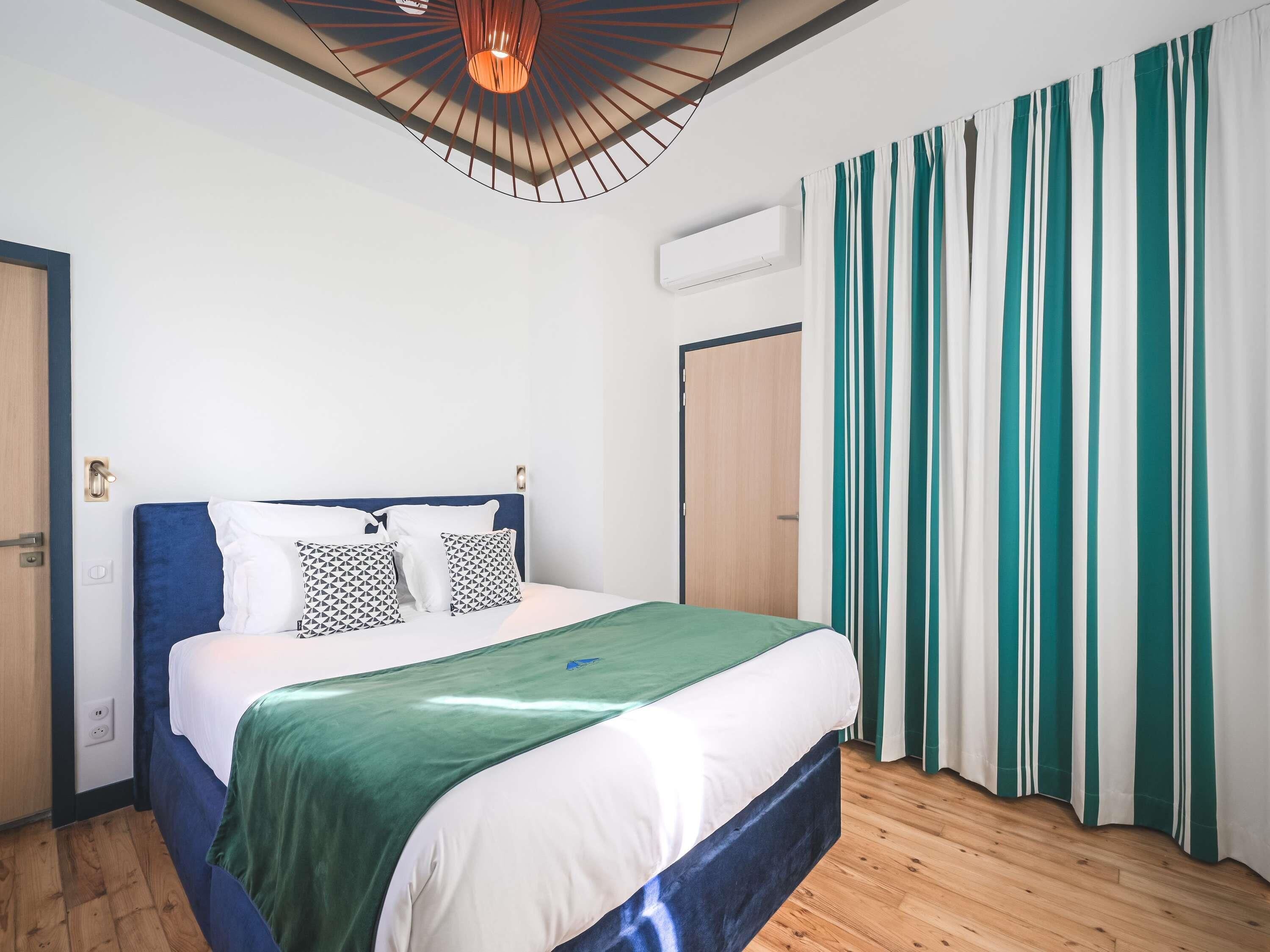 Superior Apartment, 2 Double Beds | 1 bedroom, premium bedding, Tempur-Pedic beds, minibar