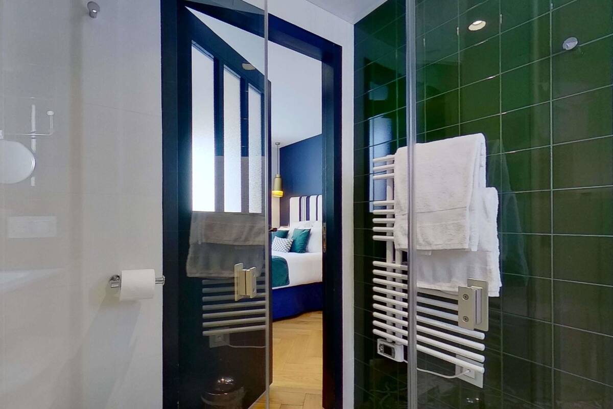 1 habitación, ropa de cama de alta calidad y colchones Tempur-Pedic