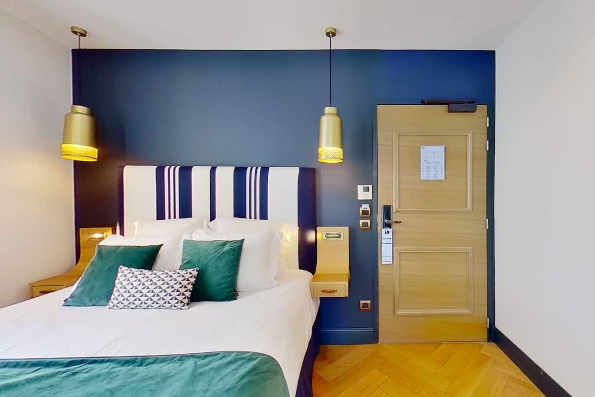 Chambre Classique, 1 lit double | 1 chambre, literie de qualité supérieure, matelas Tempur-Pedic, minibar