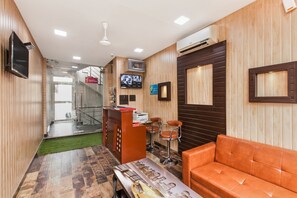Mostrador de check-in y check-out