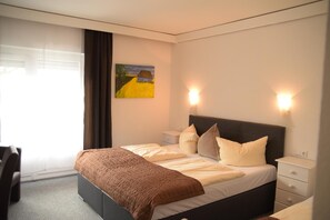 In-room safe, desk, free WiFi, wheelchair access - Landgasthof Hotel Röfleuten (Pfronten)