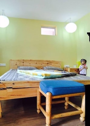 Interior detail - Hotel New Payal (Nainital)