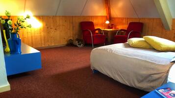 Comfort Twin Room | 1 bedroom, hypo-allergenic bedding, minibar, individually furnished