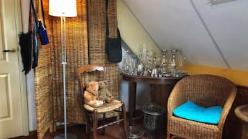 1 bedroom, hypo-allergenic bedding, minibar, individually furnished