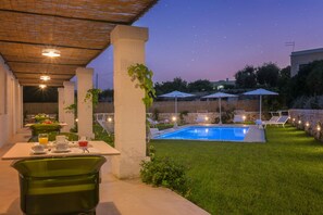 Front of property - evening/night - Casale Ramunno (Ostuni)