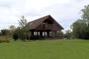 Exterior - Meadowside (Bridgwater)