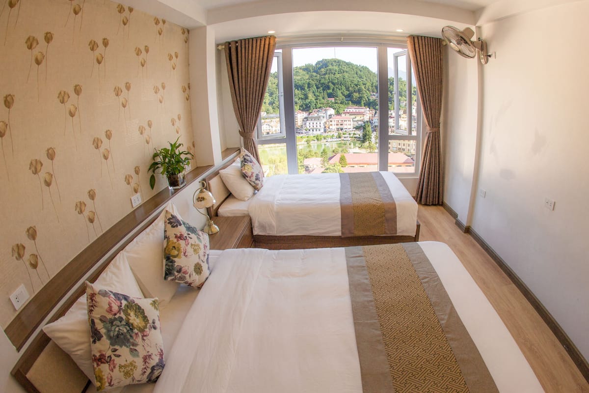Penthouse, Mountain View | In-room safe, desk, blackout curtains, free WiFi