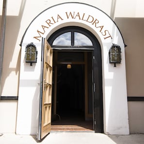 Property entrance - Klostergasthof Maria Waldrast (Matrei am Brenner)