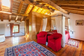 Minibar, décoration personnalisée, ameublement personnalisé