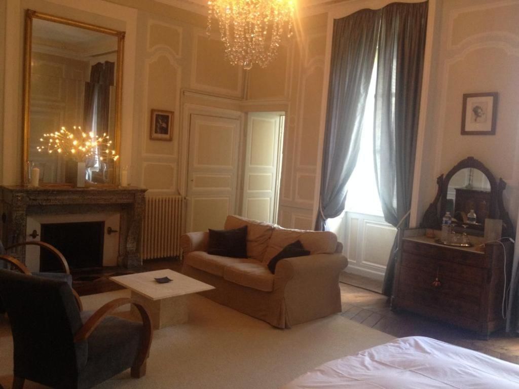 1 chambre, literie de qualité supérieure, décoration personnalisée