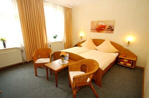 Phòng đôi | Màn/rèm cản sáng, nôi/giường cho trẻ sơ sinh (phụ phí)