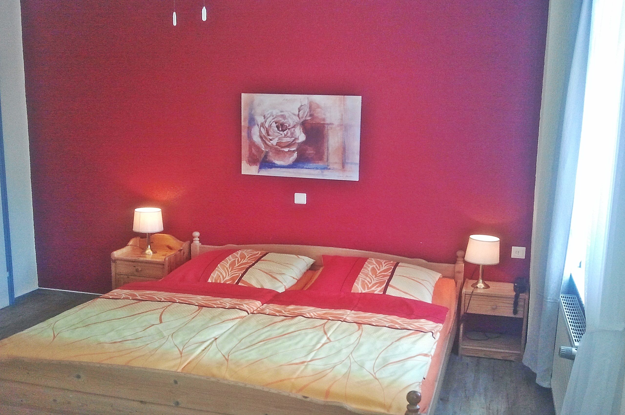double room | blackout curtains, cots/infant beds, free wifi, bed sheets