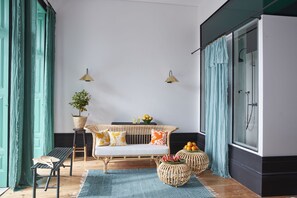 Suite Familiale, plusieurs lits, accessible aux personnes à mobilité réduite, non-fumeurs | Vue de la chambre