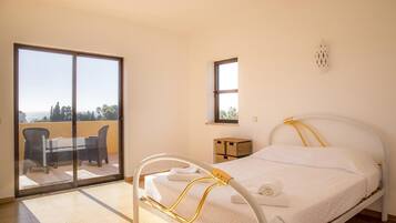 Villa (3 Bedrooms) | Plano