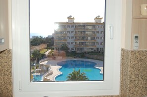 View from room - Larissa Tatil Sitesi (Erdemli)