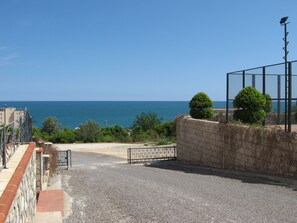 Entrée de l’hébergement