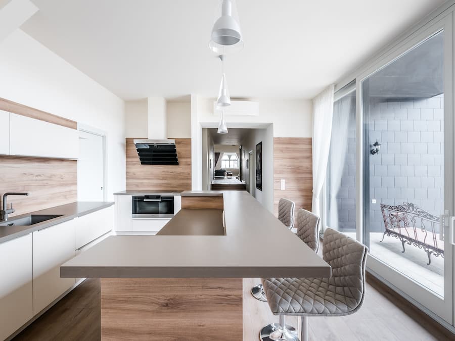 Privilege Top Suite | Private kitchen | Full-size fridge, microwave, oven, stovetop