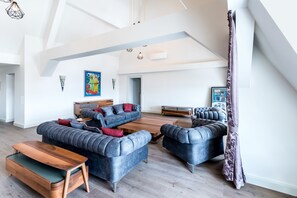 Privilege Top Suite | Soggiorno | TV a schermo piatto