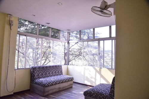 Hotel Drishti Inn