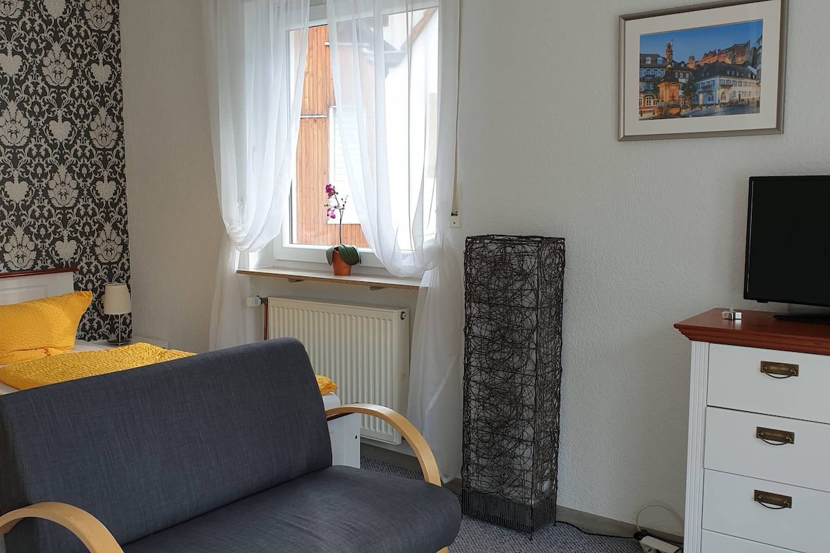 Apartment with Balcony (up to 3 People) 