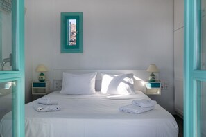 1 bedroom, desk, iron/ironing board, travel cot