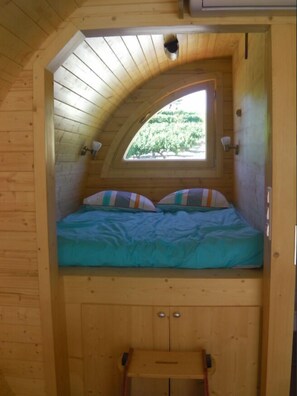 Chalet rustique | Minibar, décor unique, ameublement unique, bureau