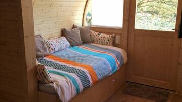 Huisje | Een minibar, individueel gedecoreerd, individueel gemeubileerd