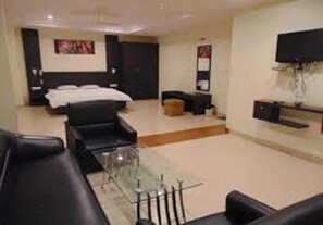 ห้องเอ็กเซกคิวทีฟดับเบิล, เตียงใหญ่ 1 เตียง, ปลอดบุหรี่ | ห้องนั่งเล่น