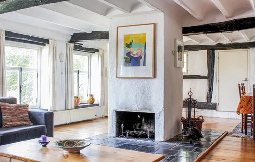 Stunning home in Gulpen with WiFi