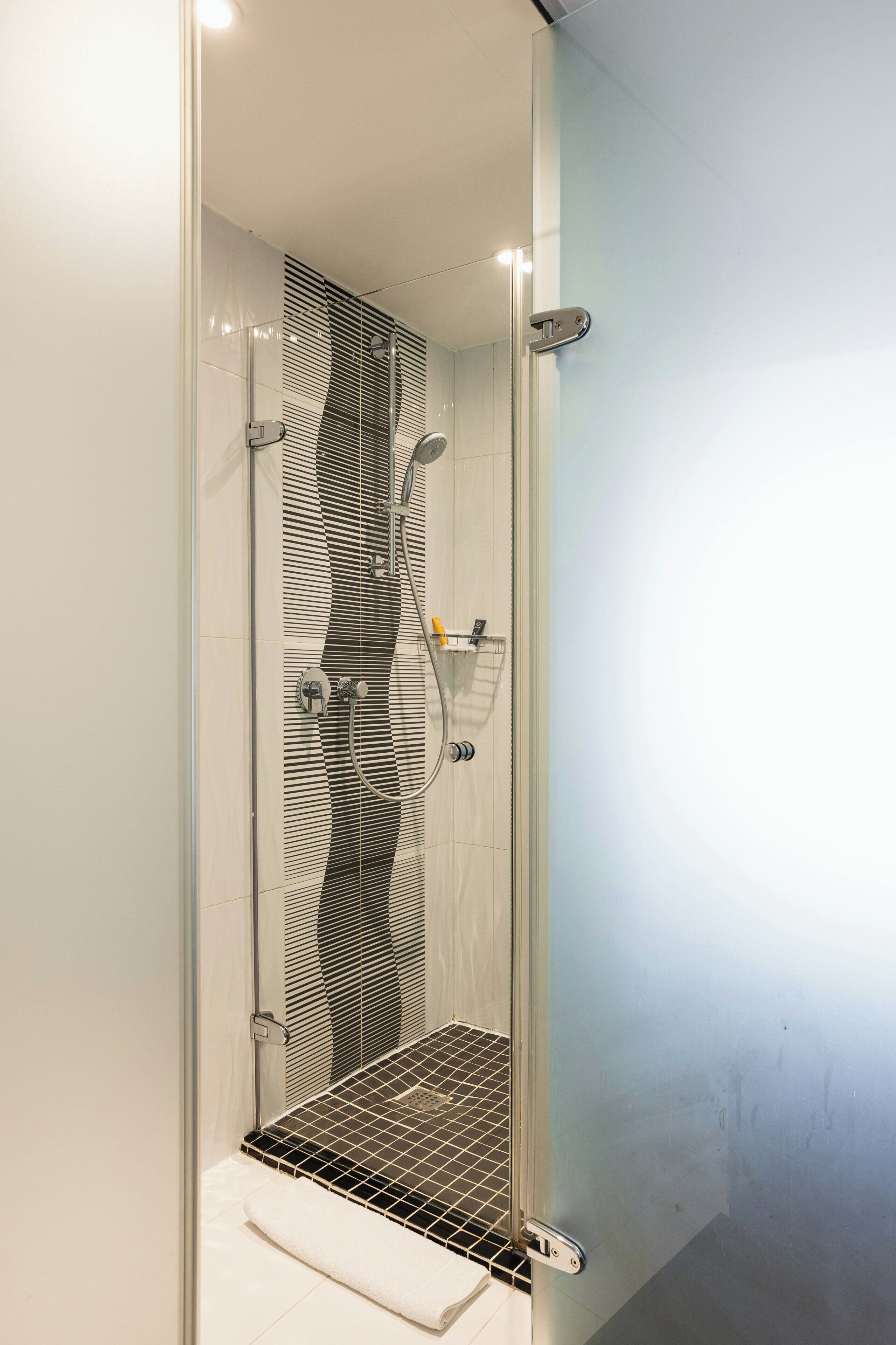 Habitación estándar, 1 cama King size | Regadera en el baño