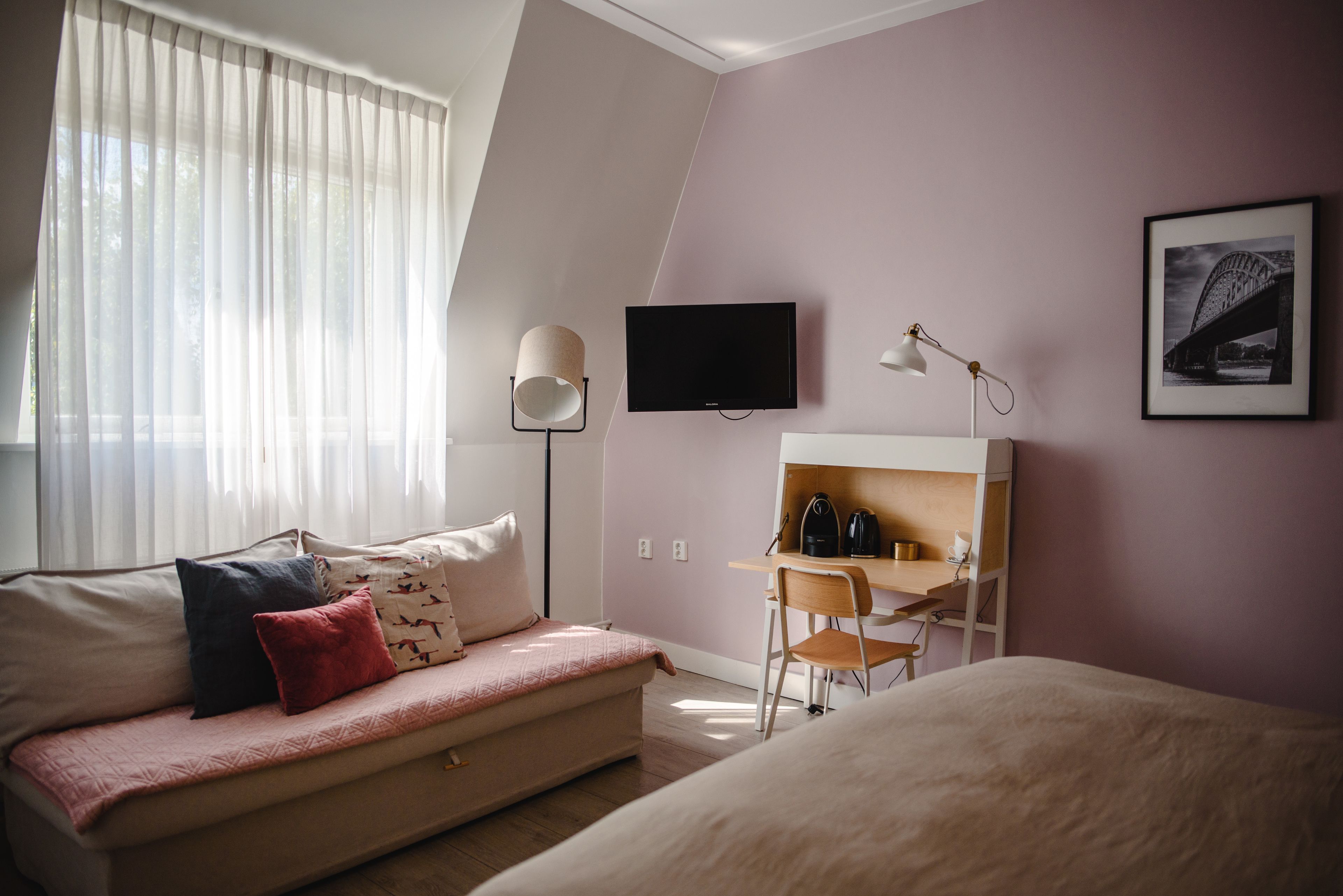 Family Room | In-room safe, iron/ironing board, free WiFi, bed sheets