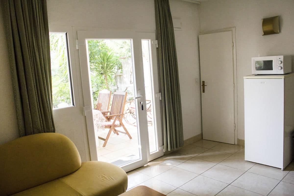 Apartment (A) | Living area