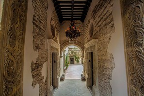 Lobby sitting area - LA SEÑORIA (San Miguel de Allende)