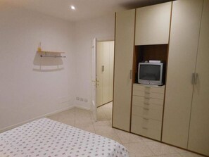 Family Apartment, 1 Bedroom (Luna 3) | Room amenity - B&B La Luna dal Borgo (Jesi)