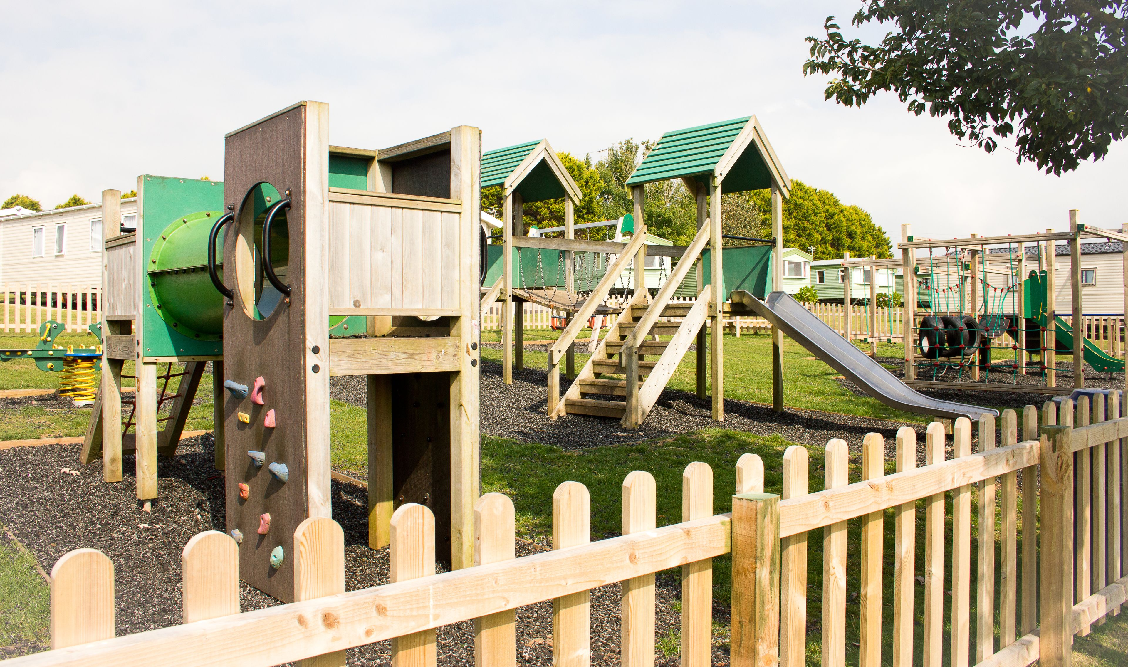 Zona de juegos infantil al aire libre