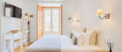 Standard Room | 9 bedrooms, hypo-allergenic bedding, minibar, in-room safe
