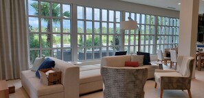 منطقة الجلوس في الردهة