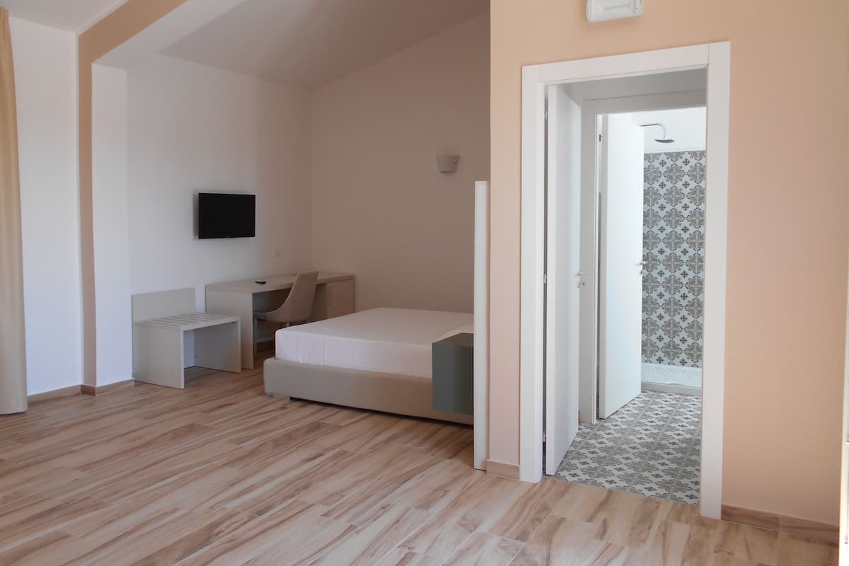 Superior studio suite | 1 slaapkamer, luxe beddengoed, een bureau, gratis wifi