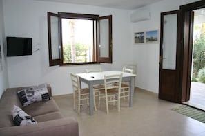 Apartment, Ground Floor | Living room - Oasi Guzzetta Hotel e Case Vacanze (Marsala)