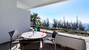 Terrace/patio - Apartamento Las Nasas By Labranda (San Bartolomé de Tirajana)