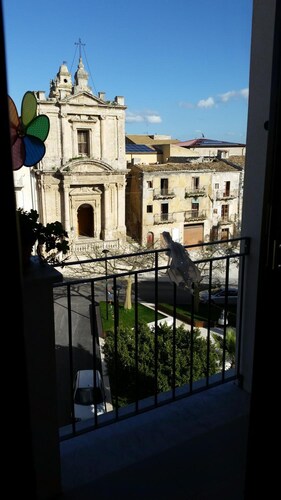 Casa Natia