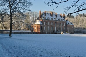 Front of property - Château d'Auteuil (Berneuil-en-Bray)