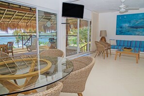 Villa, 3 habitaciones, Terraza, vista a la playa | Servicio a la habitación