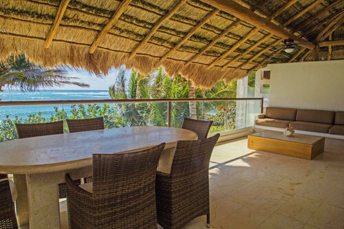 Las Villas Akumal 3B-11 by SkyRun